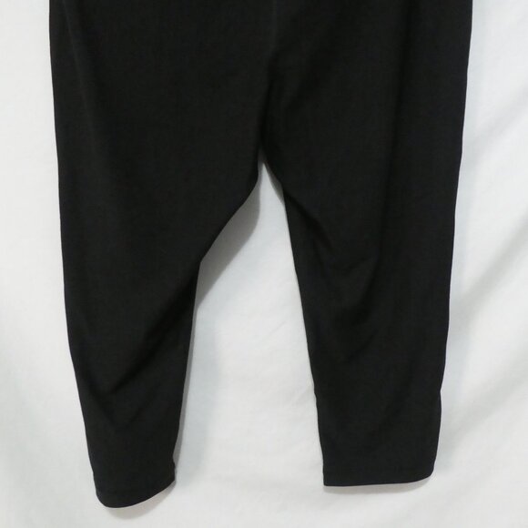 ATHLETIC WORKS - Fitted Crop - Dri More Tech | XL | Cropped Black Leggings - Picture 14 of 16